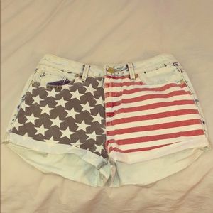 Light denim jean shorts